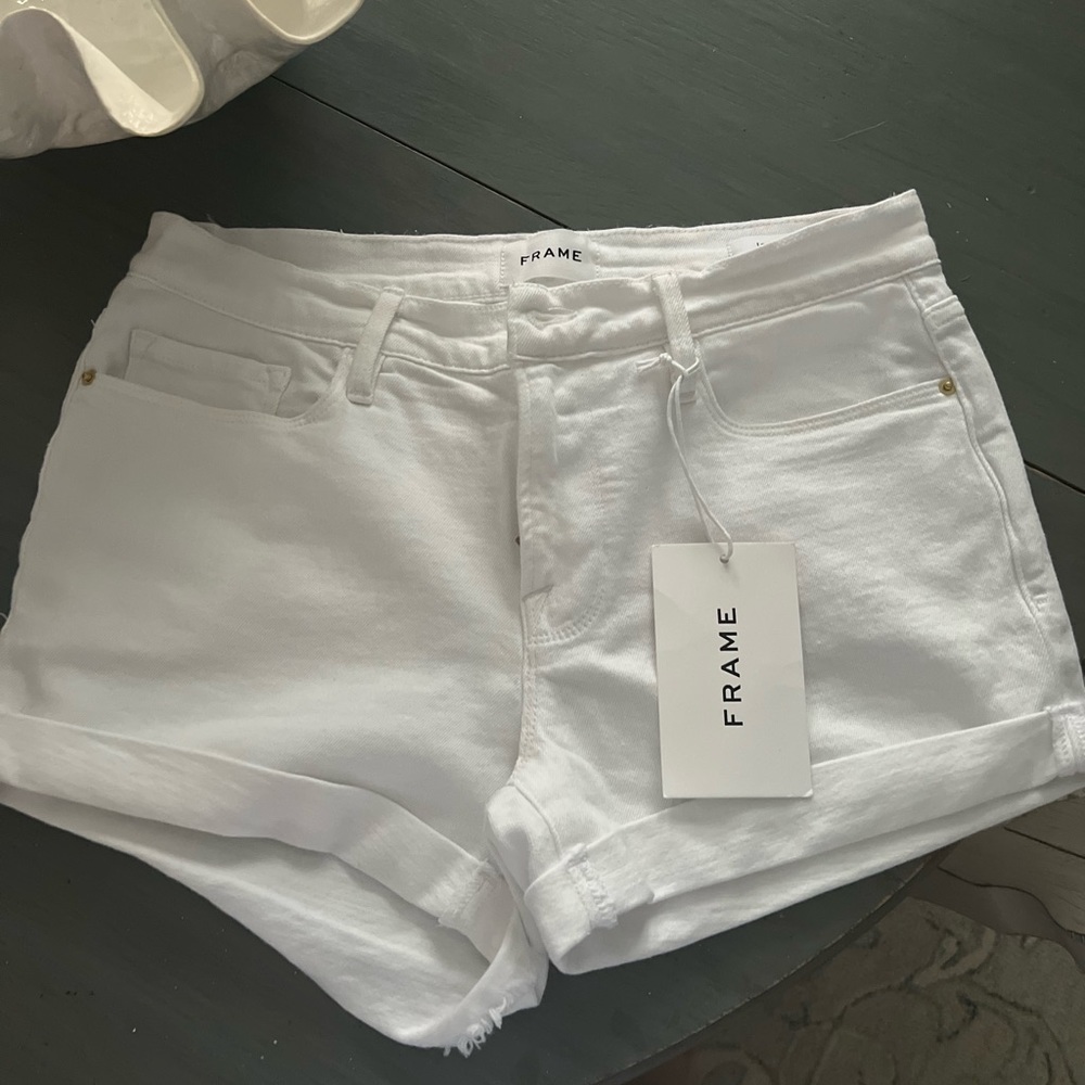 Frame Le High shorts